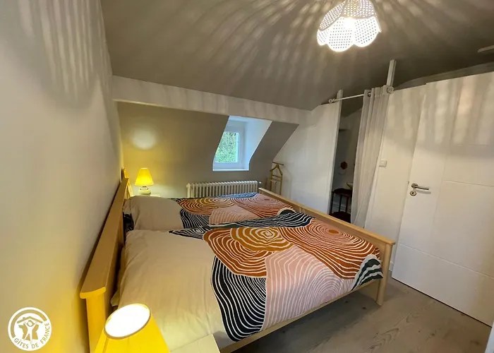 Maison Renovee Proche Du Rocher De Avec Wifi - Fr-1-426-587 Vakantiehuis