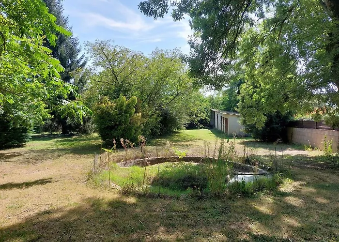 Maison Renovee Proche Du Rocher De Avec Wifi - Fr-1-426-587 Vakantiehuis